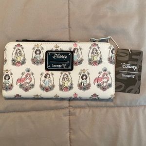 *NWT* Loungefly Disney Princess Portraits Wallet